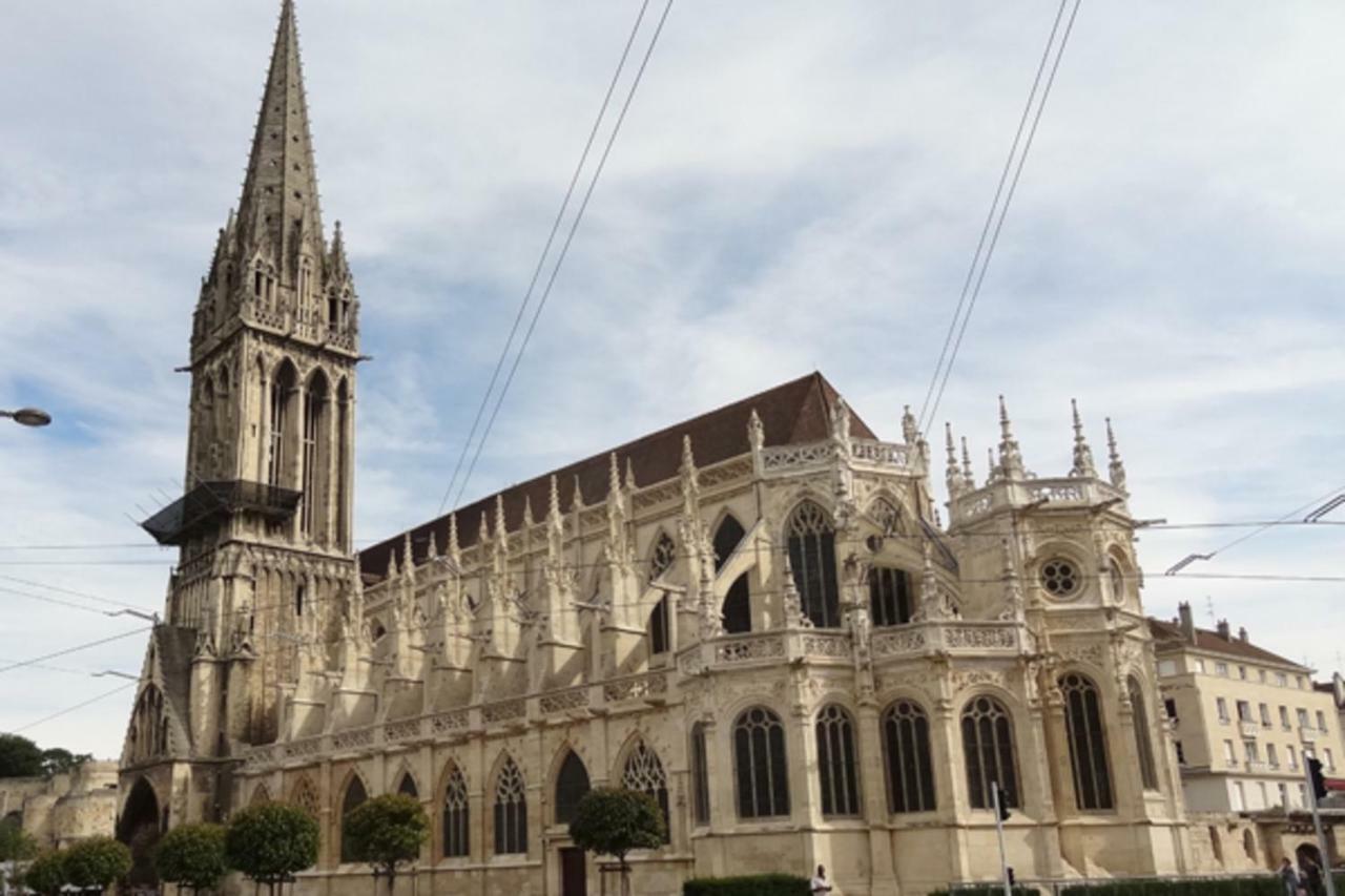 Port De Caen Haut De Gamme Lägenhet Exteriör bild