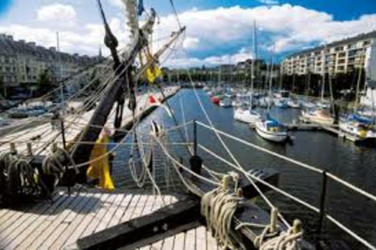 Port De Caen Haut De Gamme Lägenhet Exteriör bild